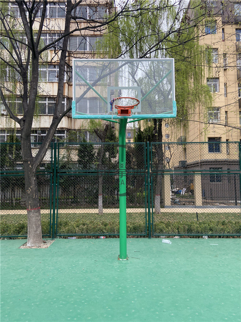 西安雁塔区明德门唐城墙遗址公园篮球场篮球架案例