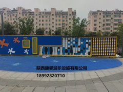吉林省延吉市户外翻转墙互动景观墙案例
