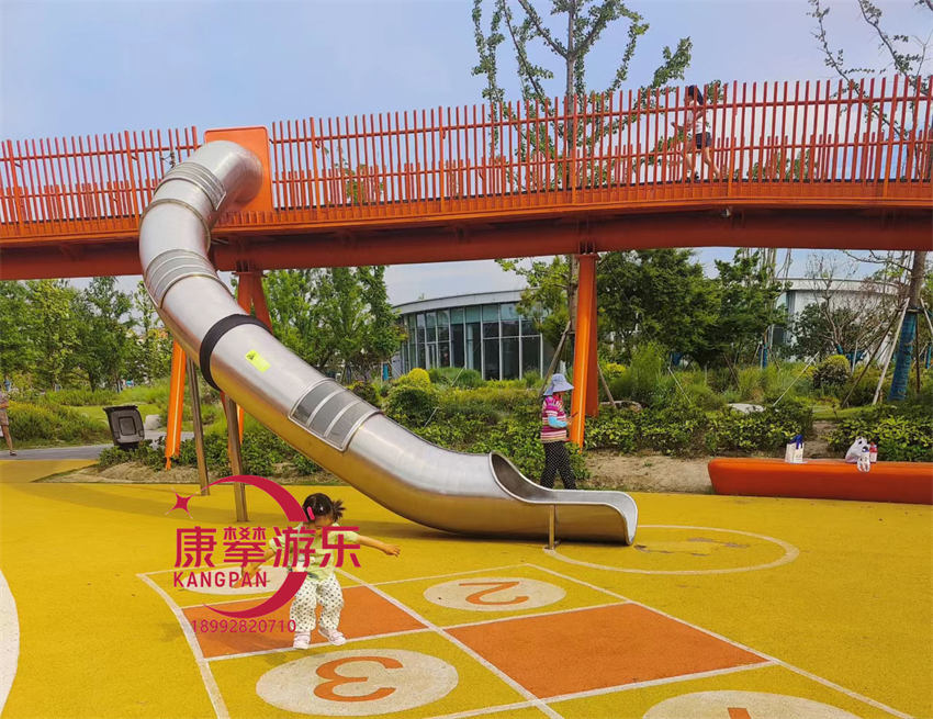 不锈钢滑梯 不锈钢滑梯