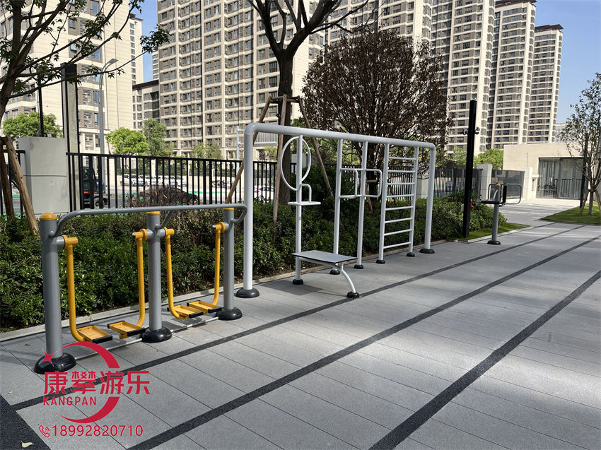 户外健身器材