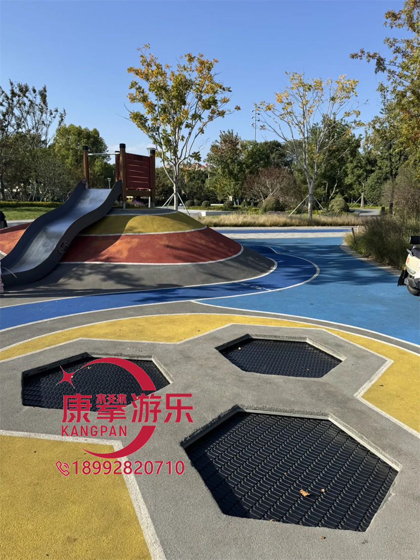 地埋蹦床