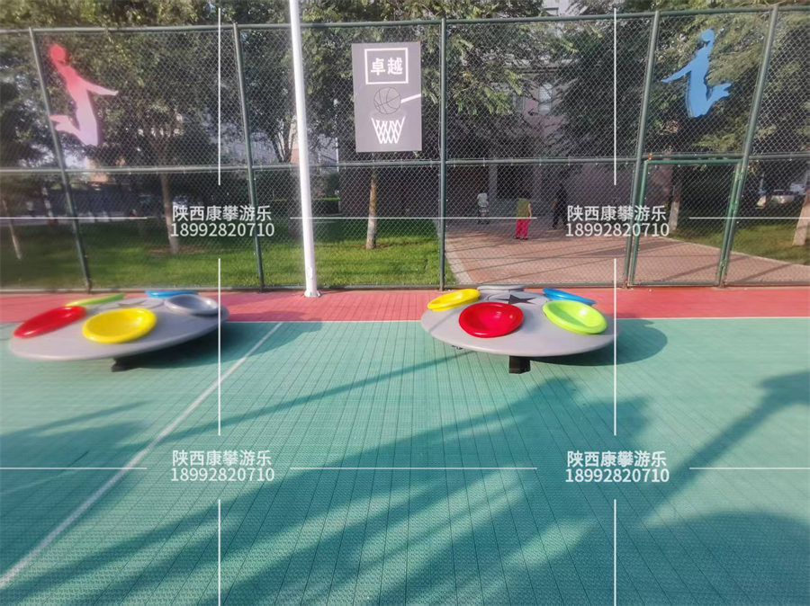 榆木小区儿童转椅